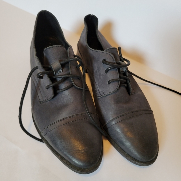 Vintage Masion Margiela Navy Grey Oxford Shoes - Picture 6 of 7